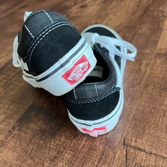 Boys Old Skool Vans - Picture 5 of 5